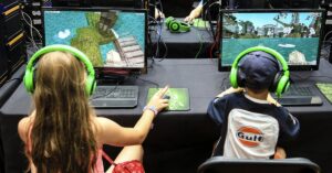 投稿についてもっと詳しく 10 Diferenças Entre Roblox e Minecraft: Afinal, Qual o Melhor?